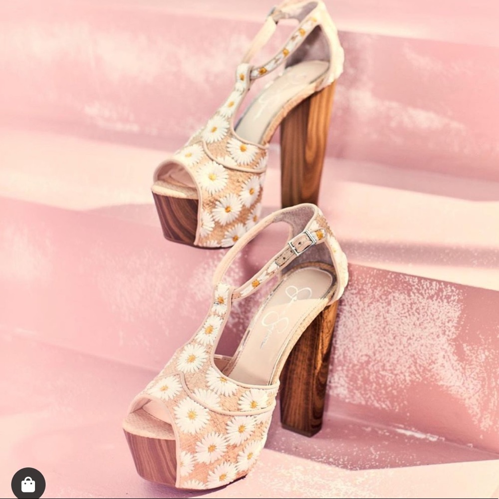 Jessica Simpson Dany Daisy Platform Heels NEW